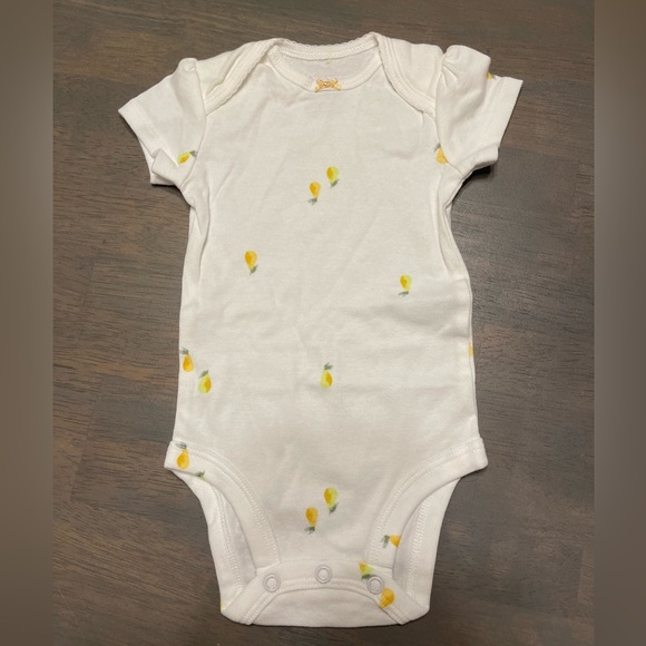 🎀 NEW! • Carters • 5️⃣ Onesies/bodysuit bundle ⭐️ | 3 months - Picture 5 of 11